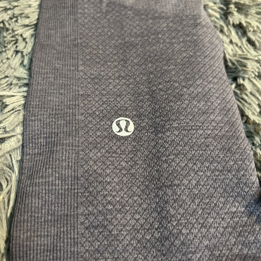 LuLuLemon Leggings Size 2 Blue Cropped‎ Crop EUC